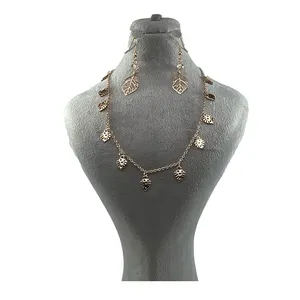  نیم ست زنانه طرح برگ 