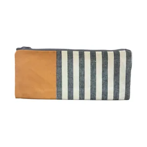 کیف لوازم آرایش زنانه مدل D1R4