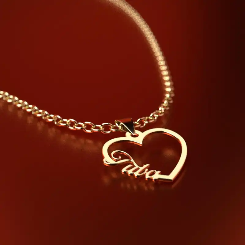 گردنبند طلا 18 عیار زنانه مدوپد مدل اسم طوبی tuba کد GBB10466 به همراه باکس گل رز جاویدان