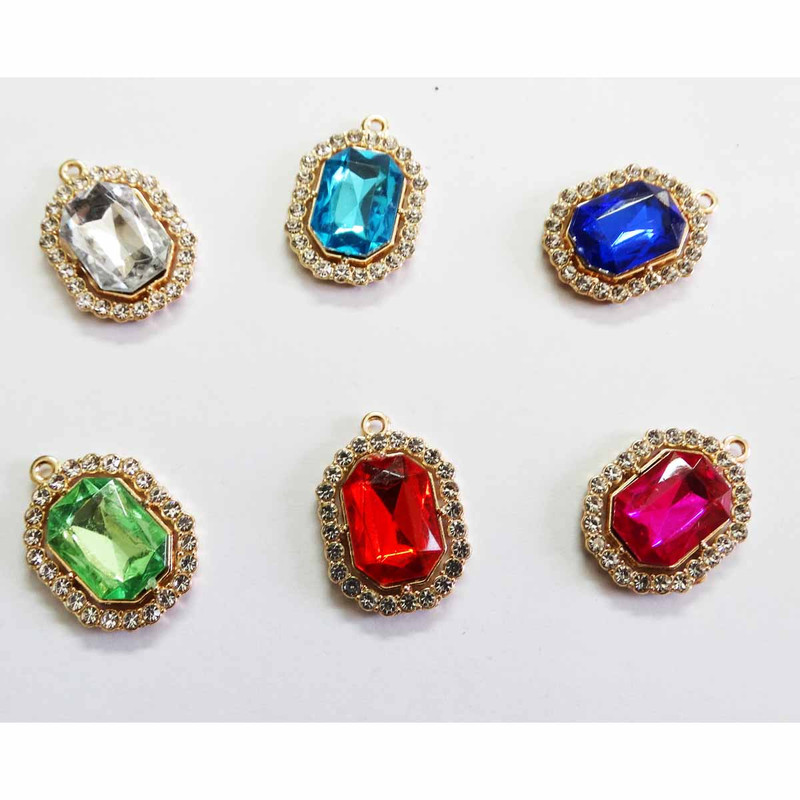 آویز گردنبند زنانه مدل الماس مستطیل نگین دار کد AG 1047