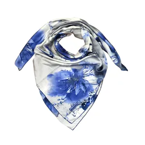 روسری زنانه آواندیا مدل Av-122