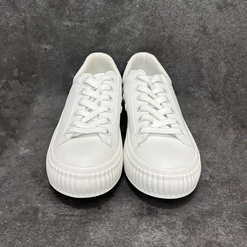 کفش روزمره زنانه مدل موگه 1