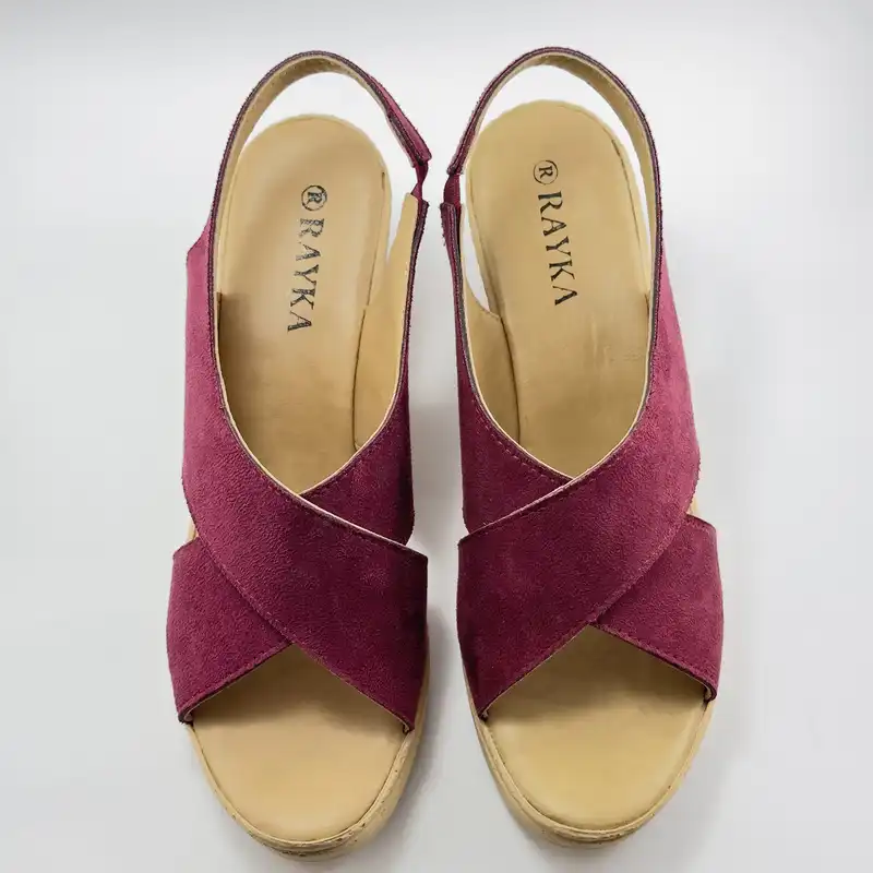 صندل زنانه مدل لژدار سوییت