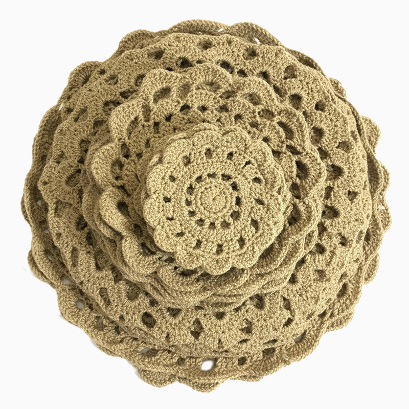 رومیزی بافتنی هنریسان مدل الماس مجموعه 20 عددی