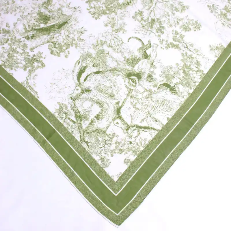 روسری زنانه مدل نخی لاکچری طرح جنگل کد 8000