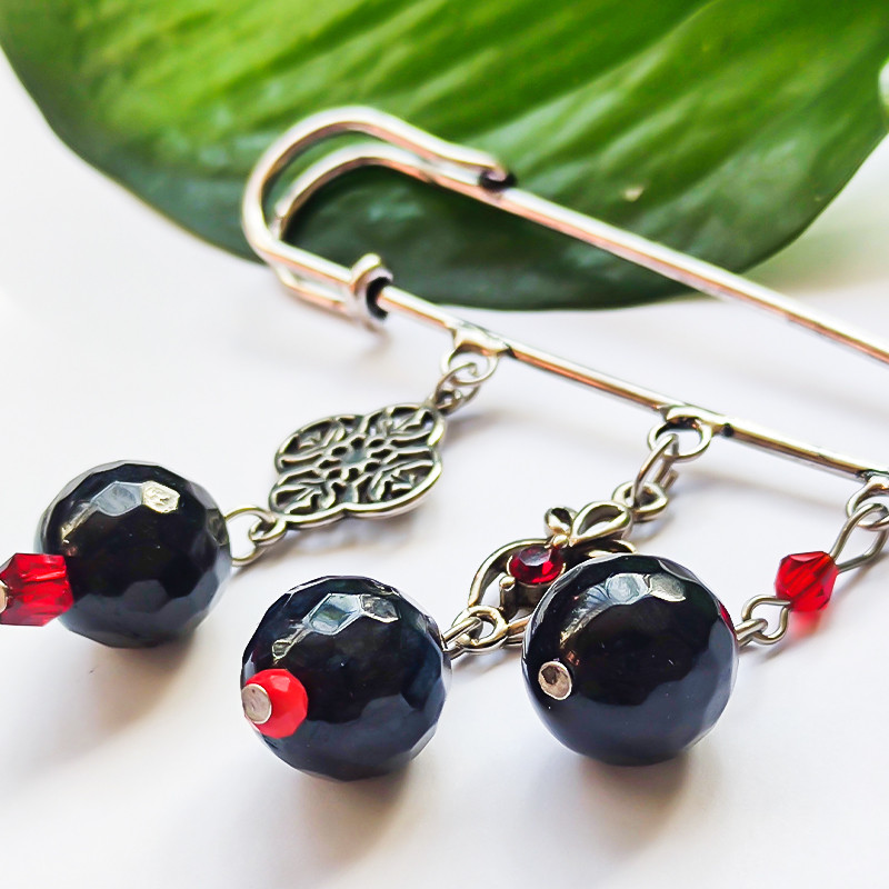 سنجاق سینه زنانه مدل ایتالیا سنجاق سینه زنانه مدل ایتالیا