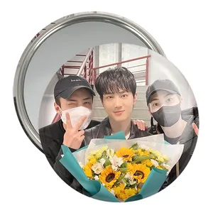 آینه جیبی خندالو مدل سهون و سوهو و شیومین گروه اکسو EXO  کد 16809