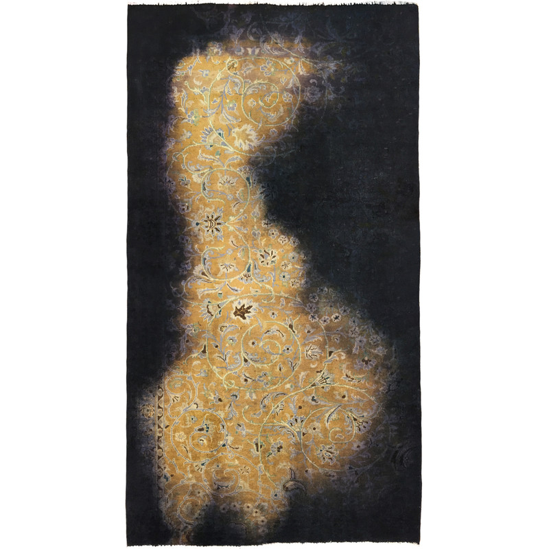 فرش دستبافت رنگ شده سه متری طرح وینتیج اوورداید