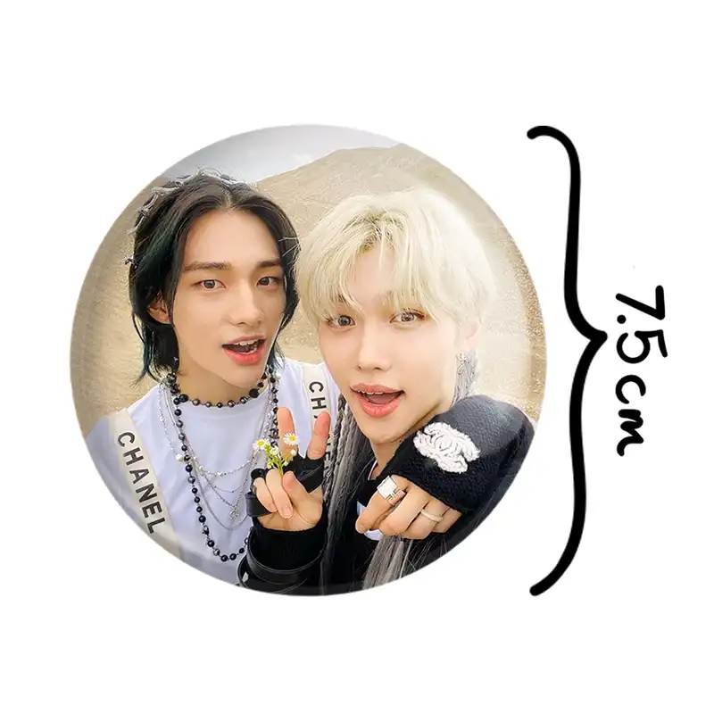 آینه جیبی خندالو مدل فلیکس و هیونجین گروه استری کیدز Stary Kids  کد 16934