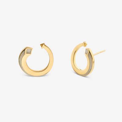 گوشواره میخی طلا 18 عیار زنانه گلدم مدل E255009