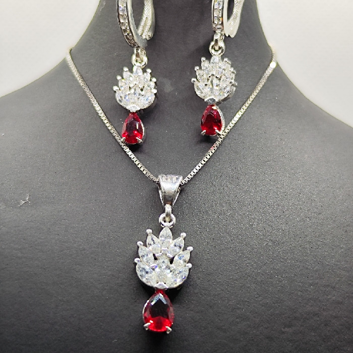 نیم ست نقره زنانه مدل سنگ یاقوت کد 7555