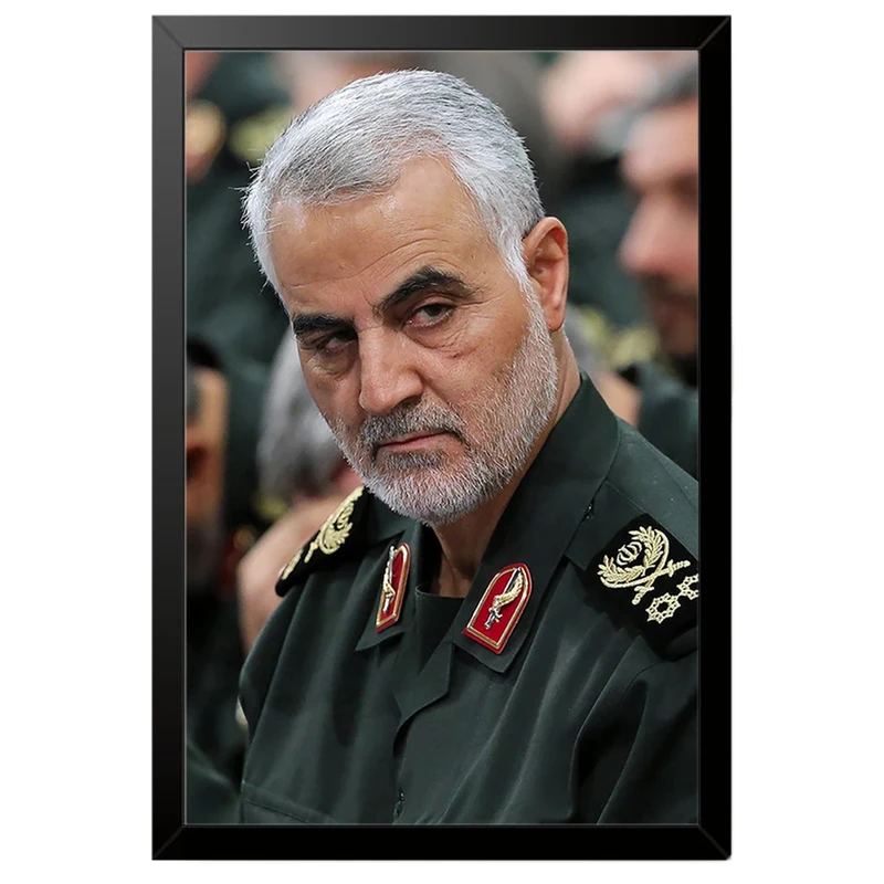 تابلو بکلیت طرح سردار شهید حاج قاسم سلیمانی مدل B-po2032 فریم مشکی