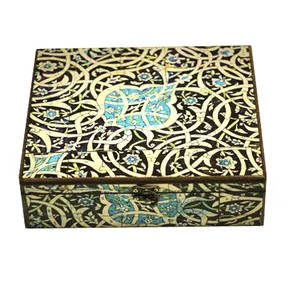 جعبه زیورآلات وندا مدل اسلیمی کد 01