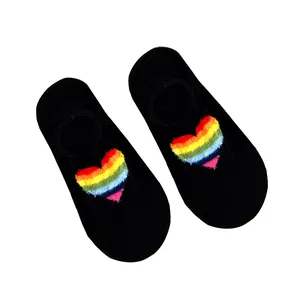 جوراب دخترانه مدل کالج قلب برجسته کد 01