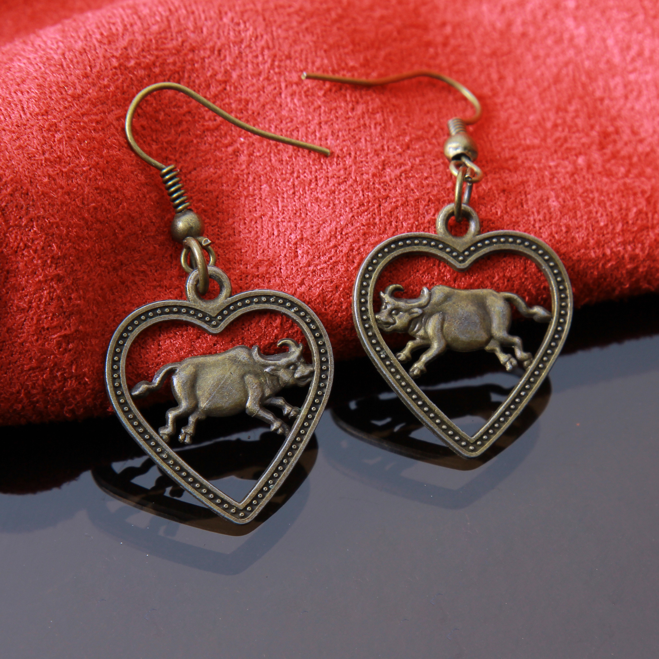 گوشواره دخترانه مدل فلزی فانتزی کد GZN_180 گوشواره دخترانه مدل فلزی فانتزی کد GZN_180