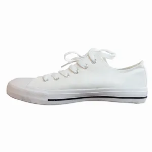 کفش راحتی اویاندا مدل بندی