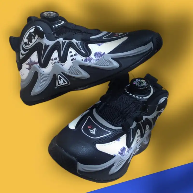 کفش مخصوص پیاده روی پسرانه مدل پیچی