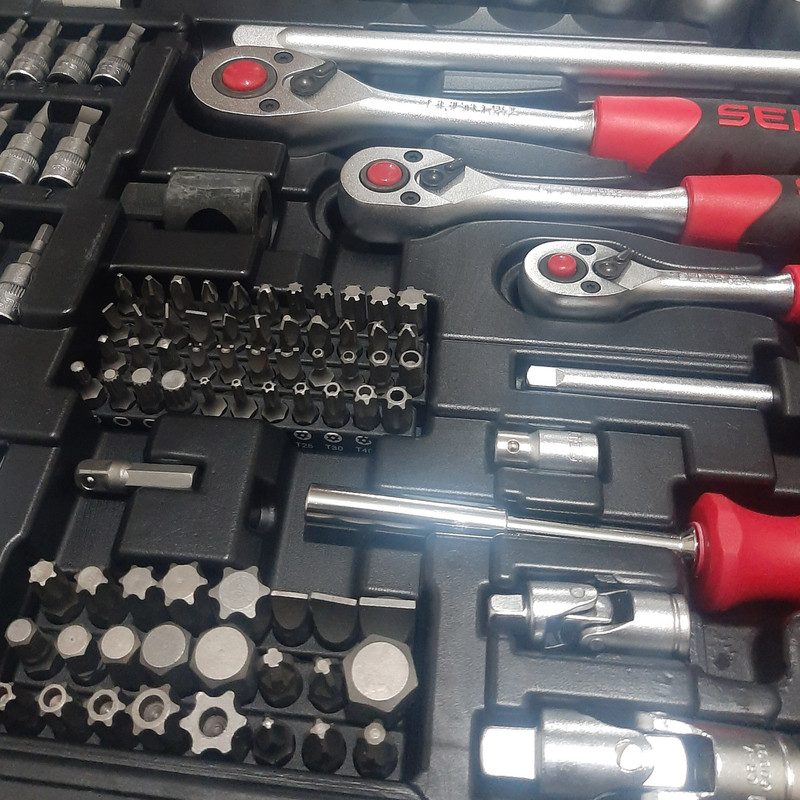 مجموعه 218 عددی ابزار سلتا کد 45218