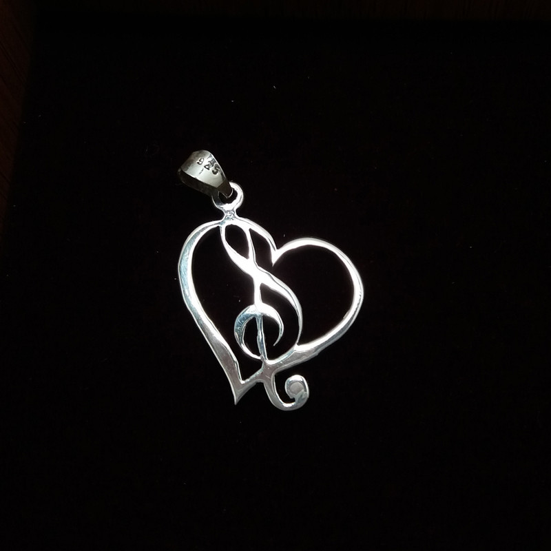آویز گردنبند نقره زنانه مدل قلب با نت موسیقی
