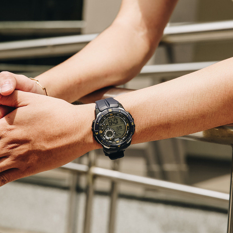 ساعت مچی دیجیتال کیو اند کیو مدل m175j004y ساعت مچی دیجیتال کیو اند کیو مدل m175j004y