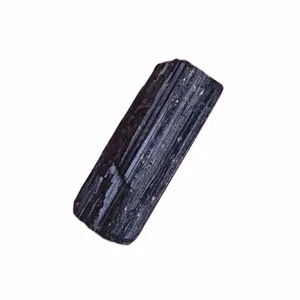 سنگ راف مدل تورمالین سیاه ایس جیول کد 125