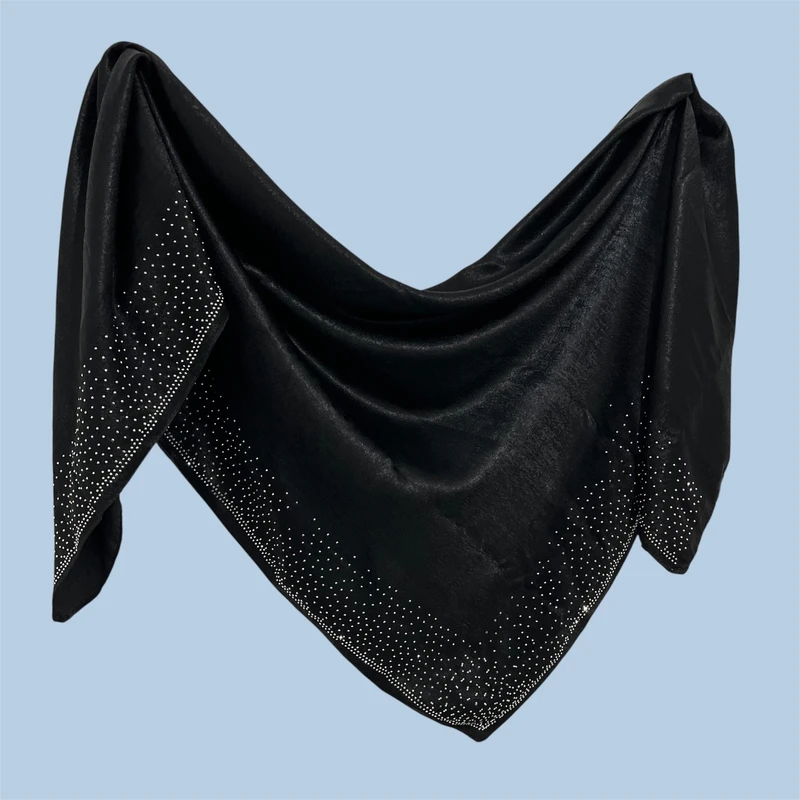 روسری زنانه مدل کوپرا نگین کوب مزونی کد 0062