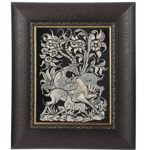 تابلو قلمزنی اثر خرم نژاد طرح گوزن سایز 30 × 24 سانتی متر