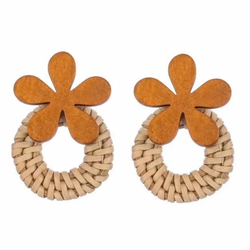 گوشواره دخترانه مدل حصیری طرح گل کد mn020