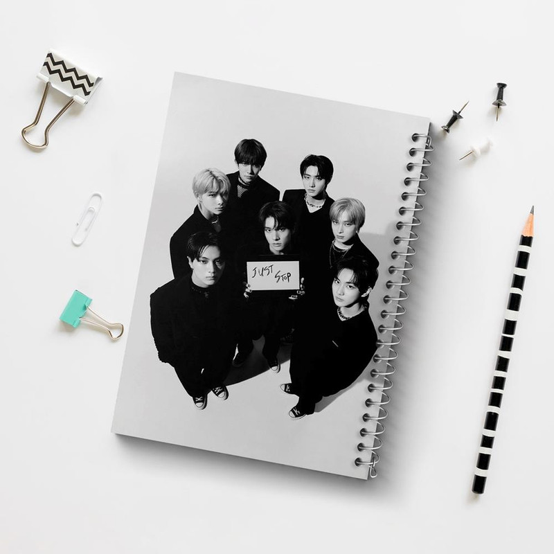 دفتر نقاشی 50 برگ خندالو مدل گروه انهایپن ENHYPEN کد 21983