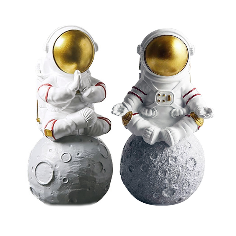 مجسمه مدل فضانورد طرح یوگا مجموعه 2 عددی