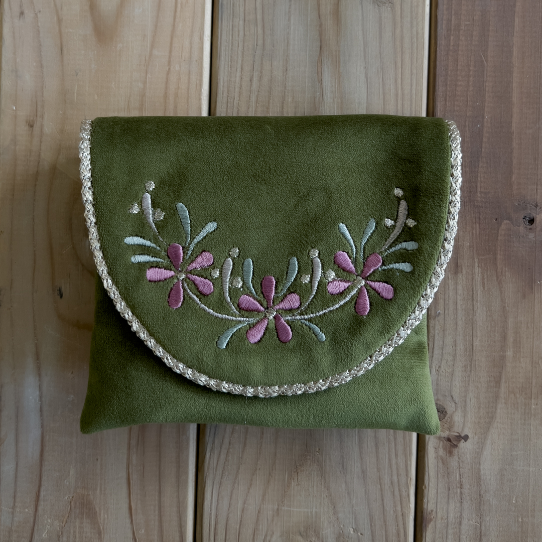 جانماز مدل کیفی گلدوزی