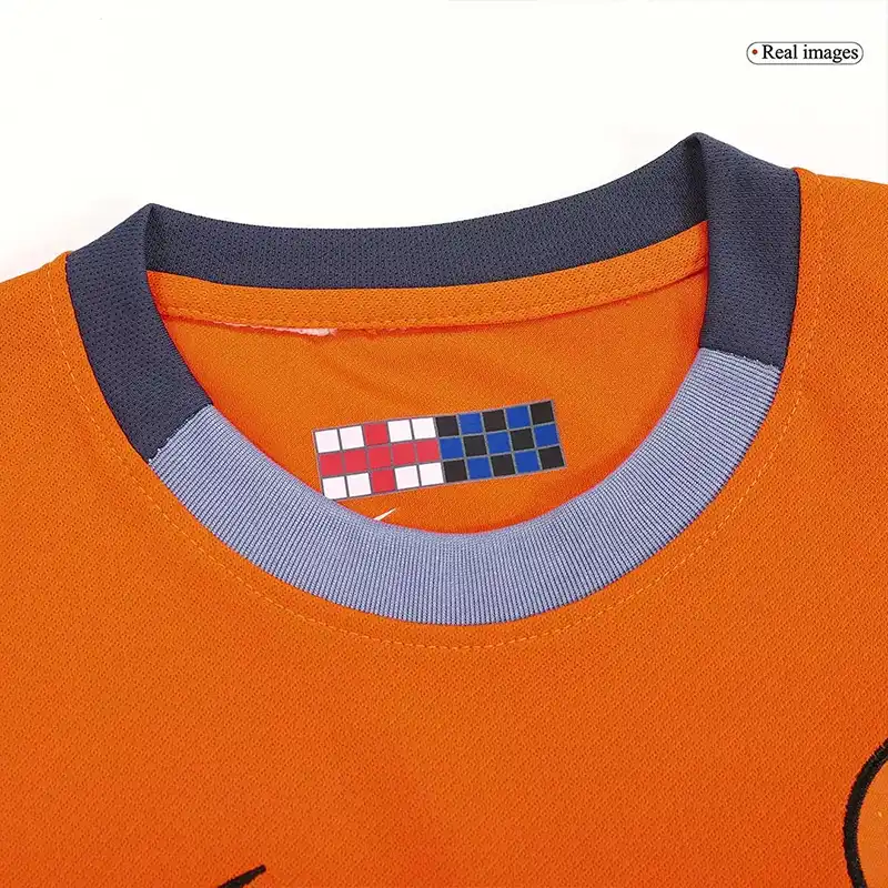 ست تی شرت آستین کوتاه و شلوارک ورزشی مردانه مدل اینتر میلان 3rd 2024