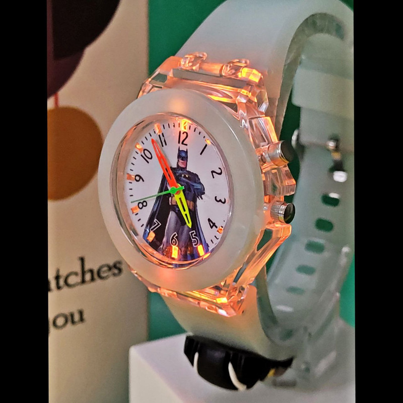 ساعت مچی عقربه ای بچگانه مدل چراغدار 04