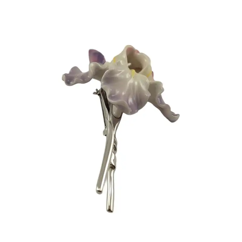 گل سینه زنانه فرانز مدل زنبق FJ00108