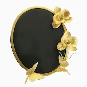 قاب عکس برنجی مدل گل ارکیده و پروانه