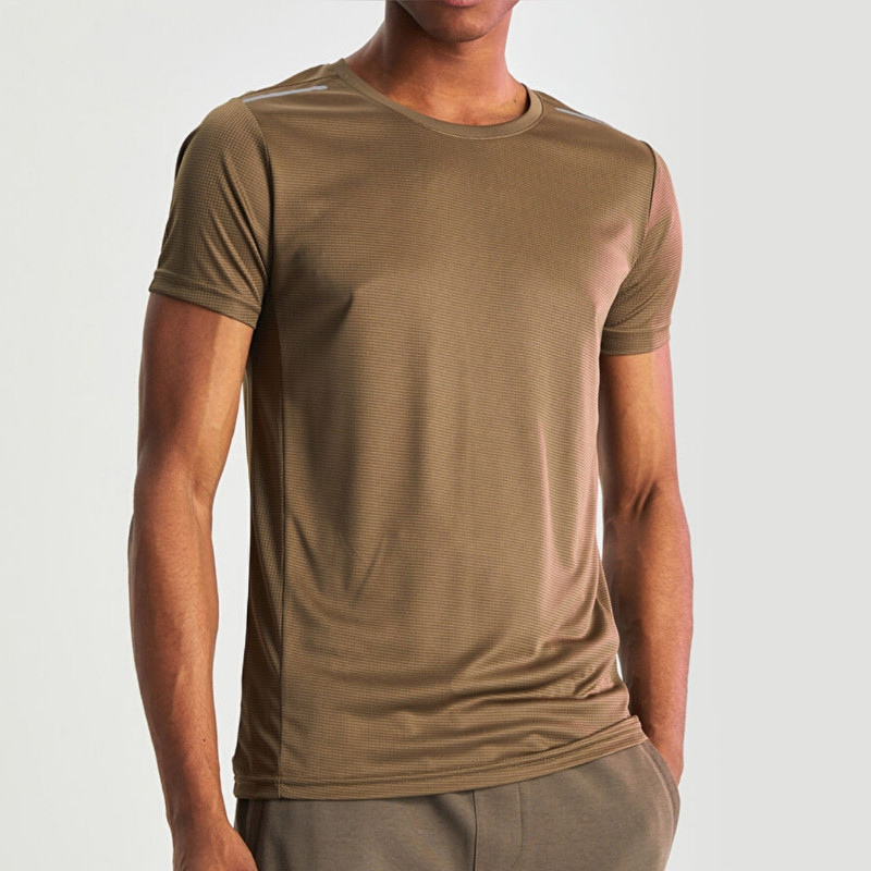 تی شرت آستین کوتاه ورزشی مردانه ال سی وایکیکی مدل ضد تعریق آنتی باکتریال
