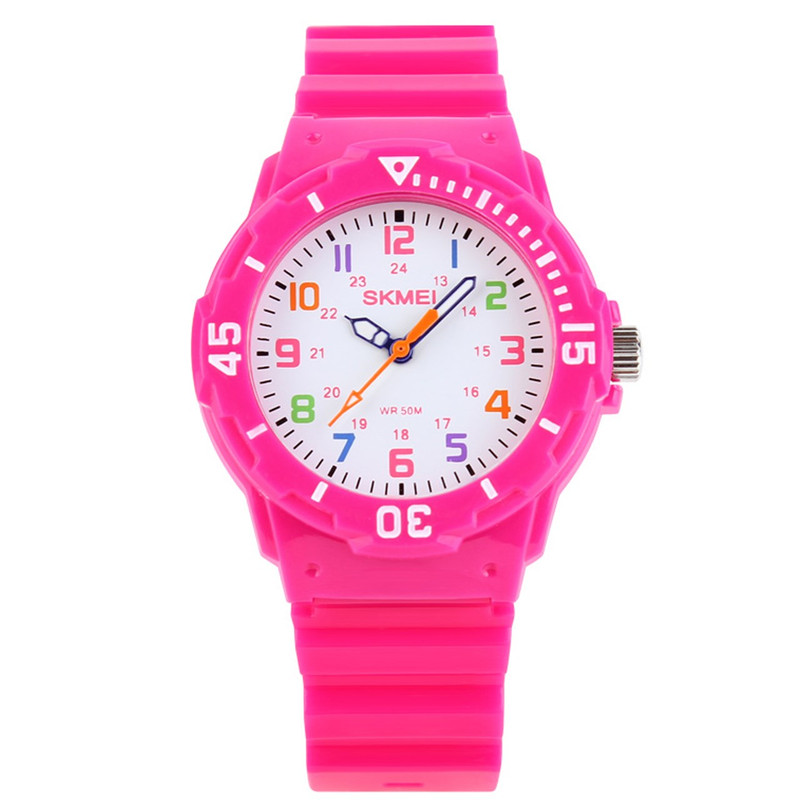 ساعت مچی عقربه ای بچه گانه اسکمی مدل 1043 کد 02 ساعت مچی عقربه ای بچه گانه اسکمی مدل 1043 کد 02