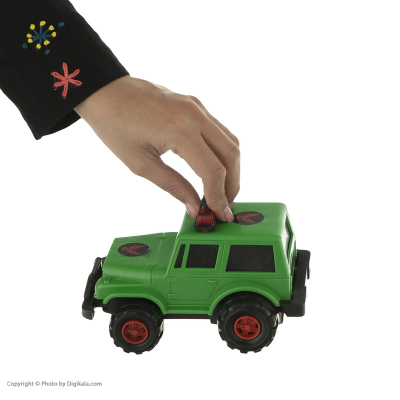 ماشین بازی مدل جیپ آهو کد 026