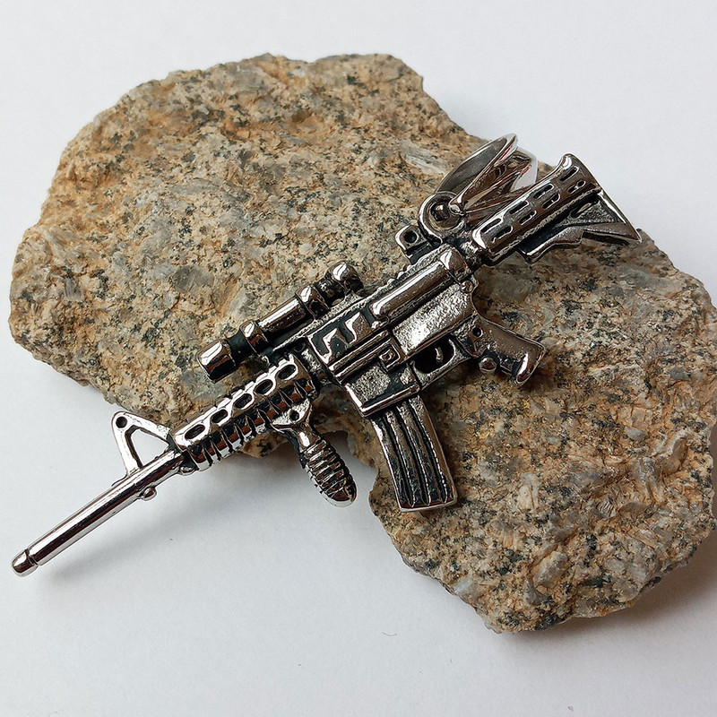 آویز گردنبند مردانه مدل اسلحه کد PL-M-AS2 آویز گردنبند مردانه مدل اسلحه کد PL-M-AS2