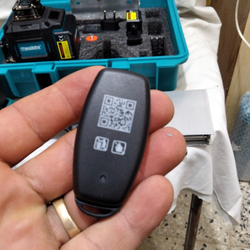 تراز لیزری تی ماکیتا مدل 4D / 16 LINE تراز لیزری تی ماکیتا مدل 4D / 16 LINE