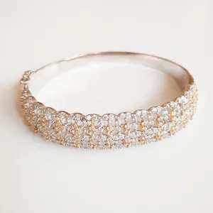 دستبند نقره زنانه مدل النگویی 102