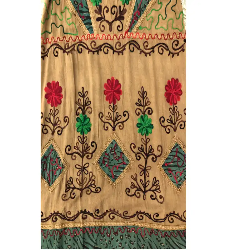 پیراهن زنانه مدل گل آرا 01