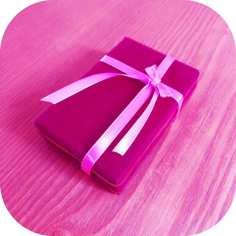 دستبند زنانه مدل Bee