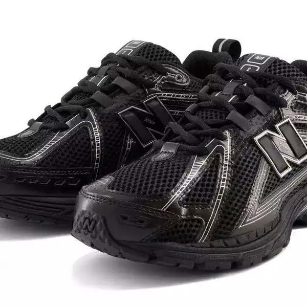 کفش پیاده روی مدل 1906 - RCH