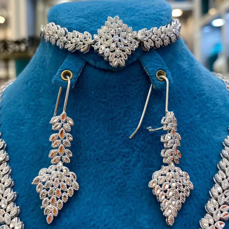 نیم ست نقره زنانه مدل دستساز طرح جواهر کد 741