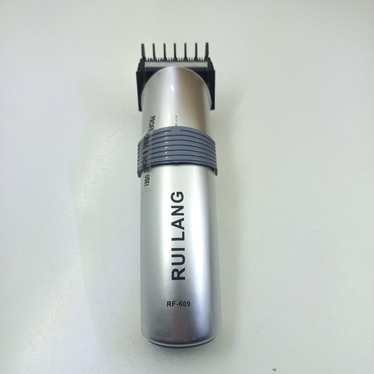 ماشین اصلاح موی سر و صورت روی لنگ مدل RF_609..