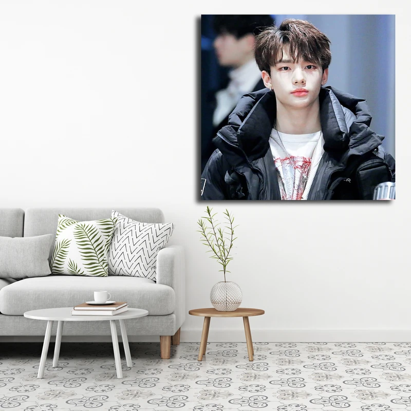 پوستر مدل Hyunjin کد 28