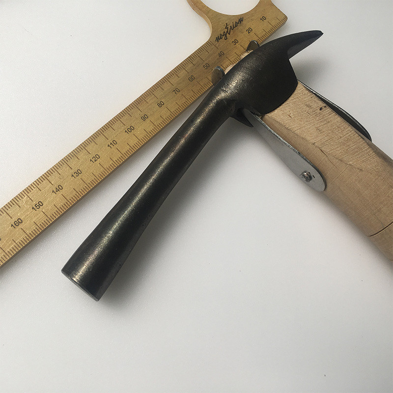 چکش کفاشی مدل قبضه بلند کد W-iBlD