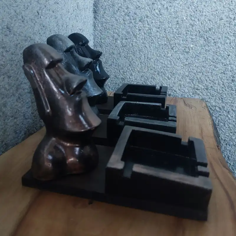 زیرسیگاری سنگی طرح کاکا ایستر