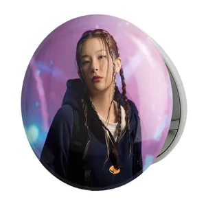 آینه جیبی خندالو طرح سولگی گروه رد ولوت Red Velvet مدل تاشو کد 19623 